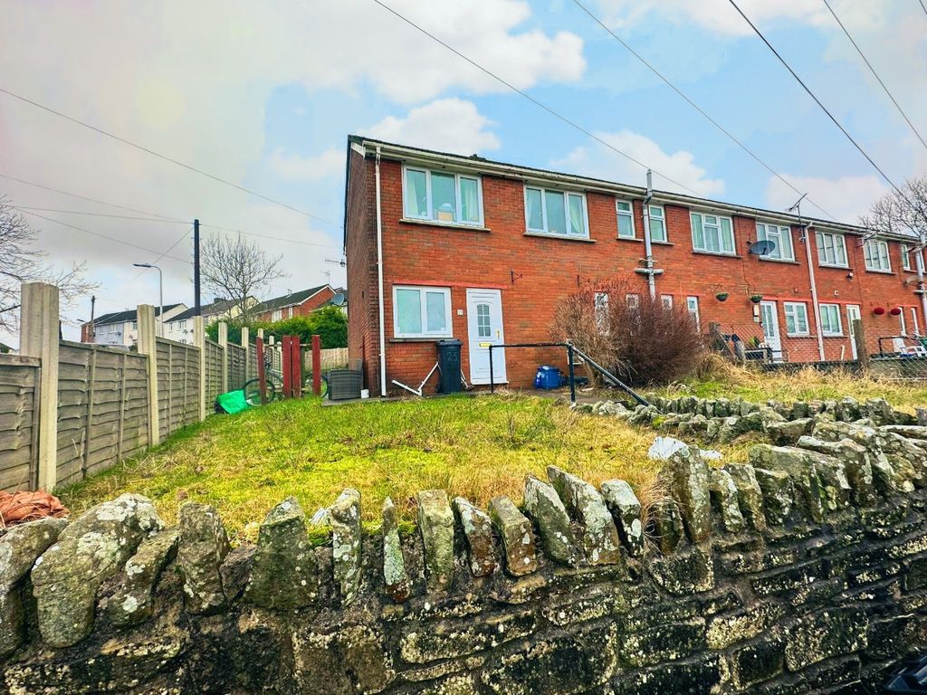 3 bed semidetached house for sale in Poplar Place, Trefechan, Merthyr
