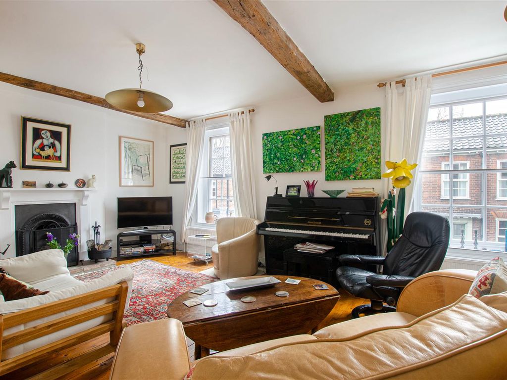 Barnes Yard, Leonards Street, Norwich NR3  