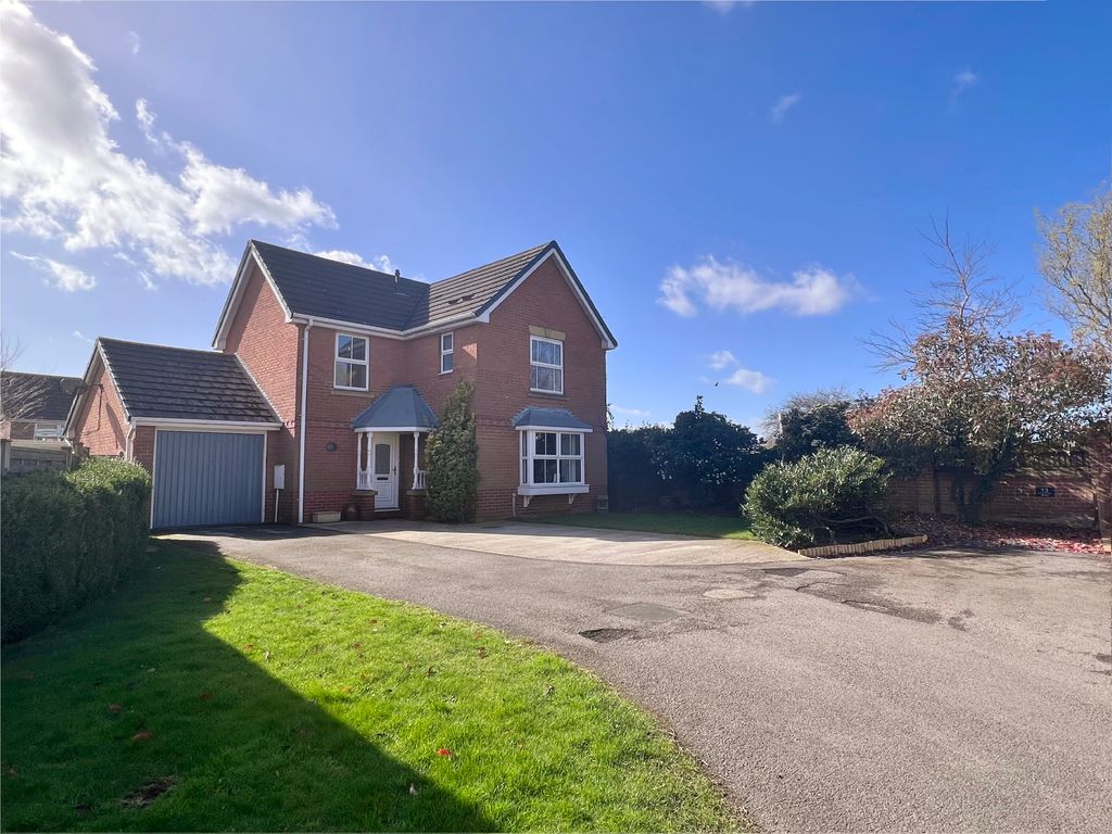 3 bed detached house for sale in Hunters Row, Boroughbridge, York YO51