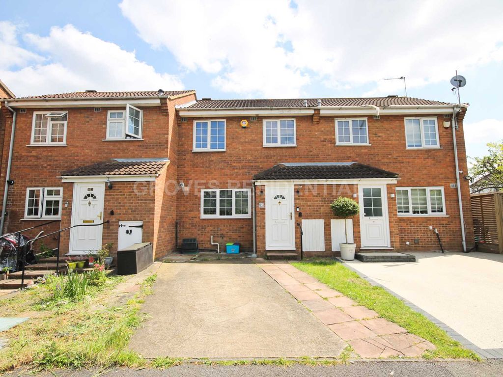 2 bed terraced house to rent in Somerset Close, New Malden KT3 Zoopla