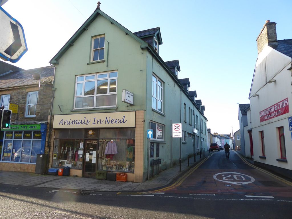 Commercial property for sale in 8 Bridge Street, Lampeter SA48 Zoopla