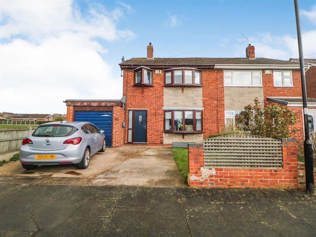 3 bed semidetached house for sale in Dinmore Close, Balby, Doncaster DN4 Zoopla