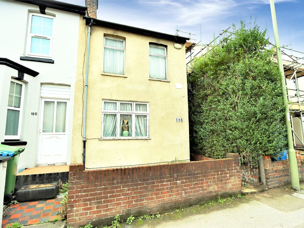 3 bed end terrace house for sale in Ash Road, Aldershot, Hampshire GU12