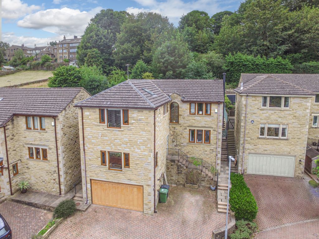 6 bed detached house for sale in Mount View Road, Hepworth, Holmfirth