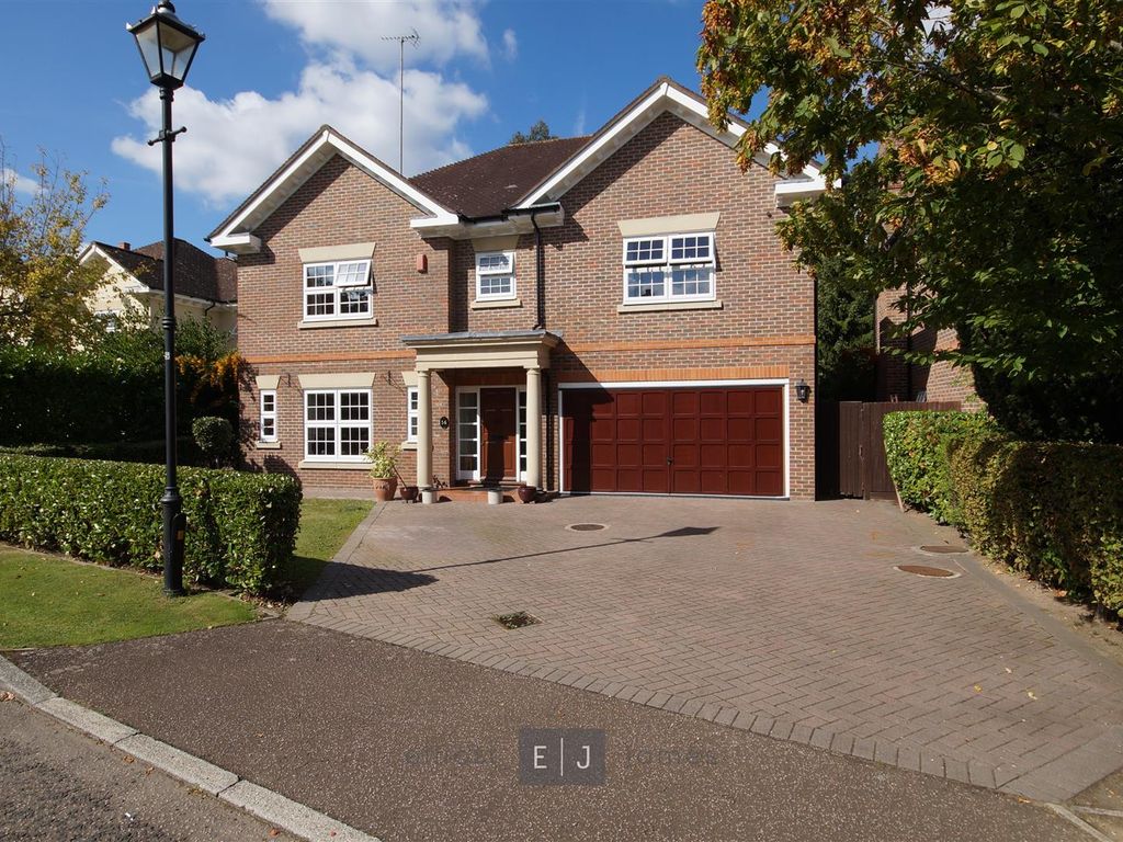 5 bed detached house for sale in Swan Lane, Loughton IG10, £1,650,000