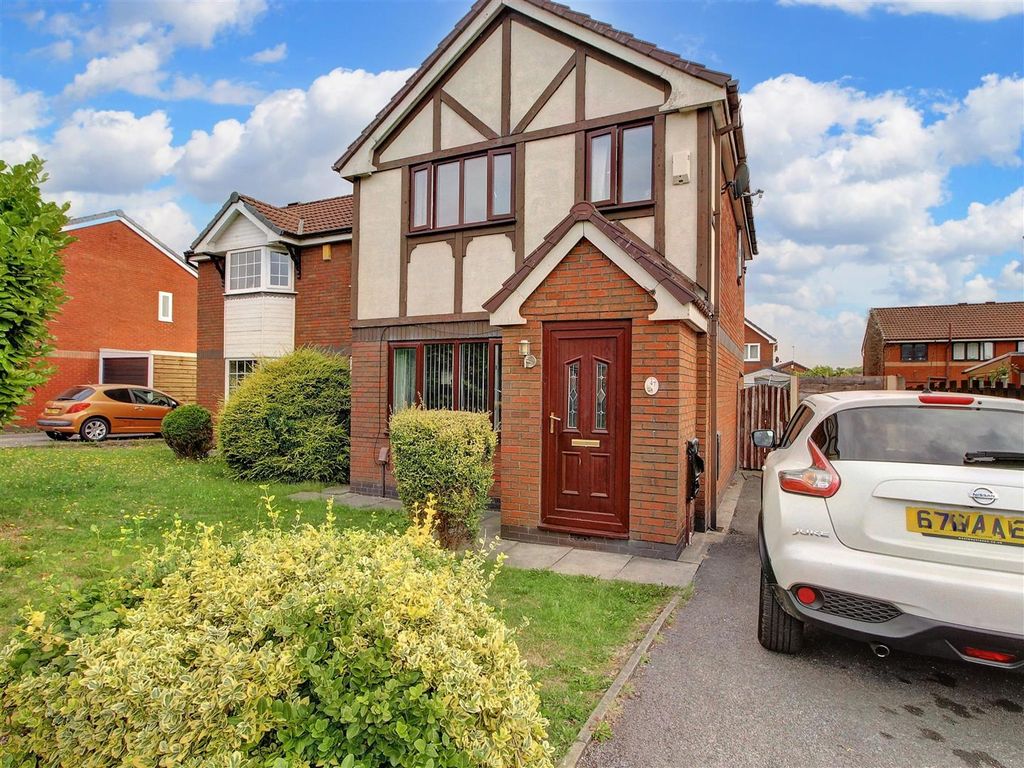 3 bed semidetached house for sale in Monmouth Street, Middleton, Manchester M24 Zoopla