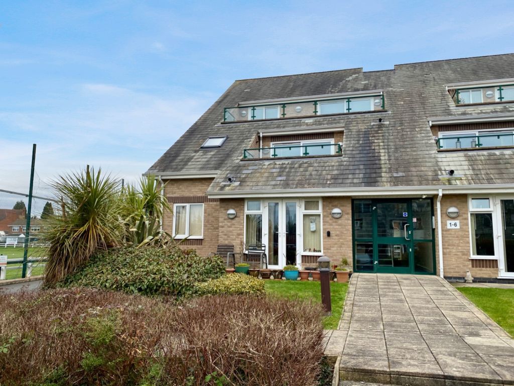 2 bed flat for sale in Alec Stewart House, Attleborough, Nuneaton CV11