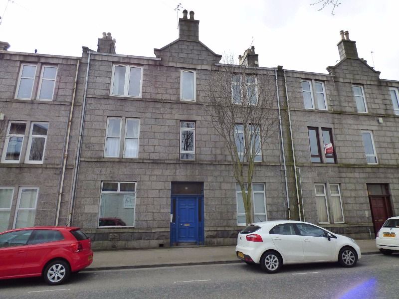 2 bed flat to rent in Willowbank Road, Aberdeen AB11, £625 pcm Zoopla