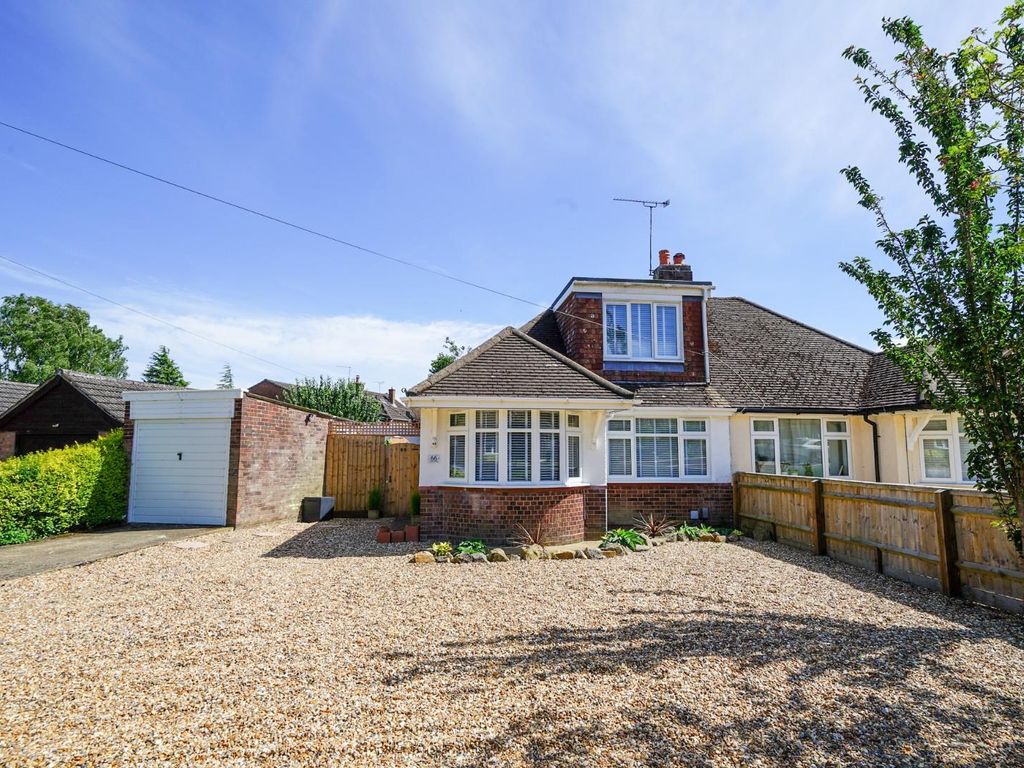 3 bed semidetached bungalow for sale in Golden Riddy, Leighton Buzzard LU7, £475,000 Zoopla