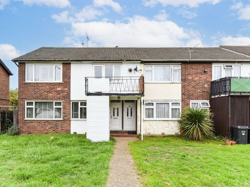 2 bed for sale in Chadwell Heath Lane, Chadwell Heath RM6