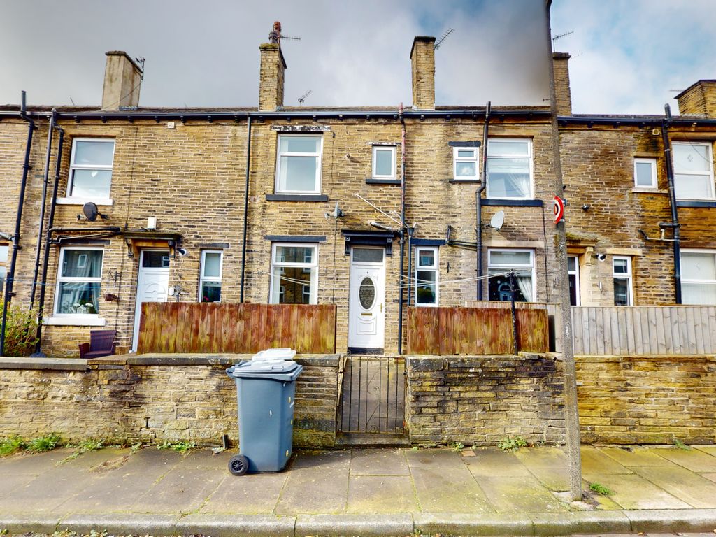 1 bed terraced house to rent in Cobden Street, Clayton, Bradford BD14