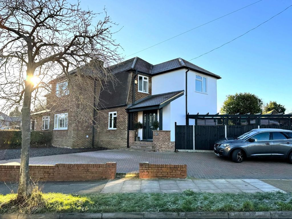 4 bed semidetached house for sale in Charterhouse Road, Orpington BR6