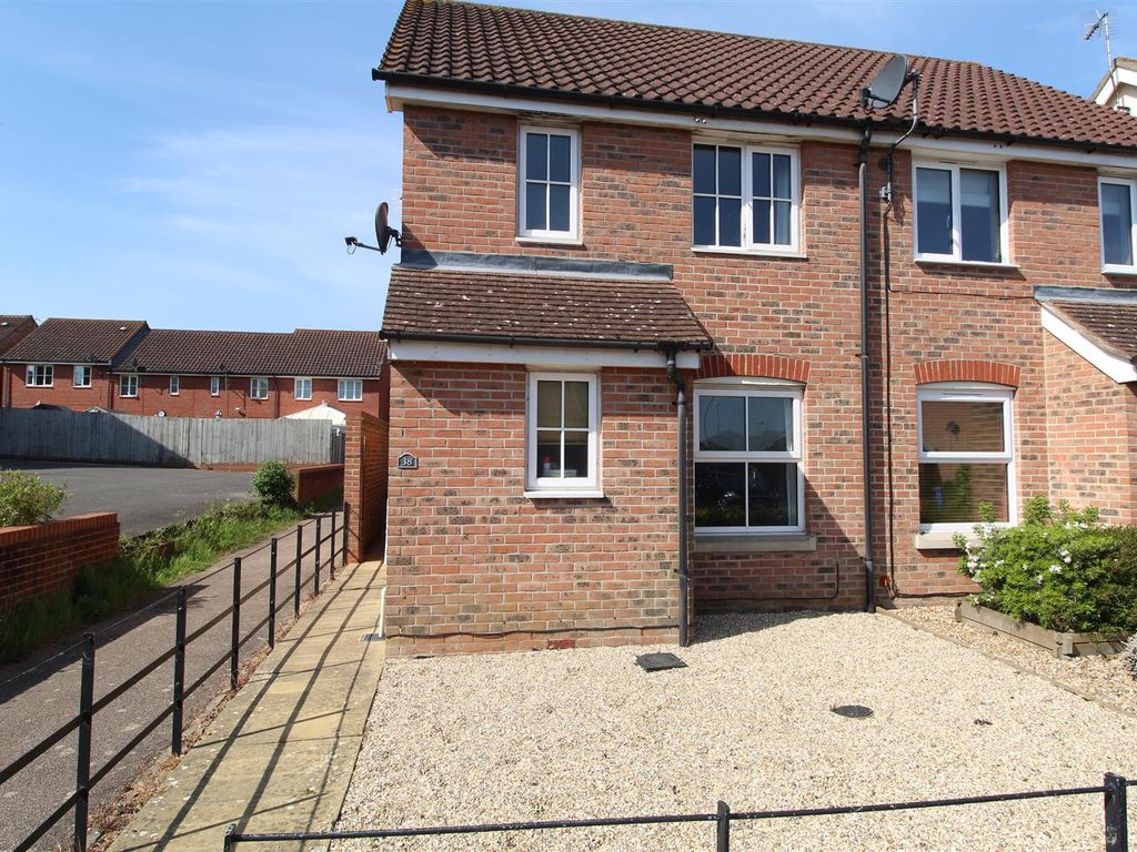 2 bed semidetached house to rent in Oak Eggar Chase, Pinewood, Ipswich