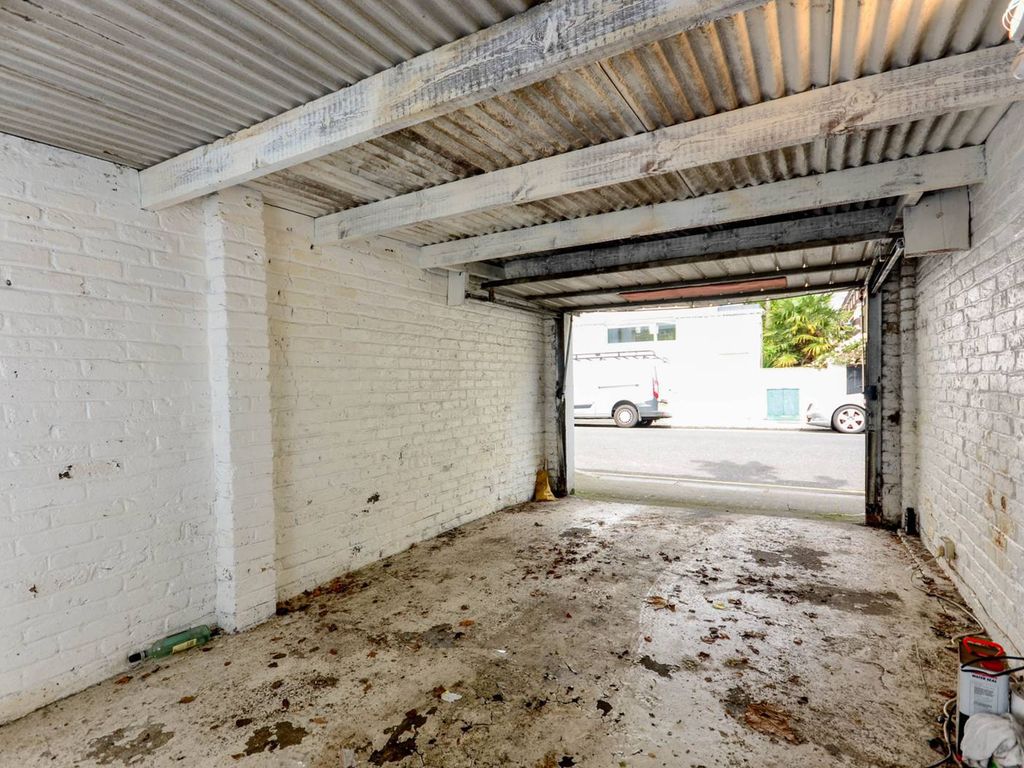 Parking/garage for sale in Cathcart Road, Chelsea, London SW10 Zoopla