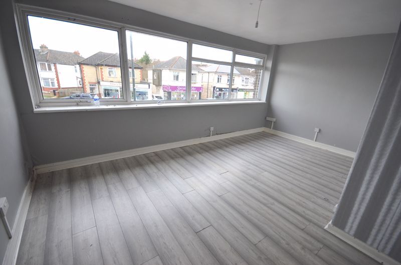 2 bed flat to rent in Wimborne Road, Bournemouth BH11, £995 pcm Zoopla