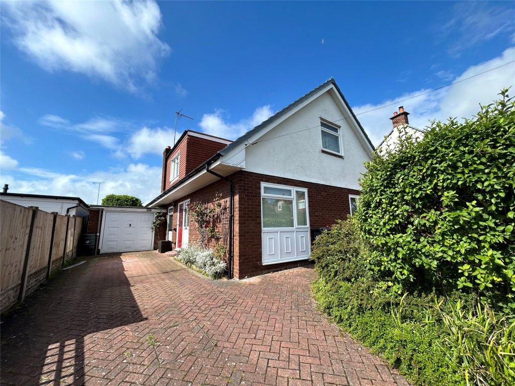 3 bed bungalow for sale in Blackeys Lane, Neston, Cheshire CH64, £