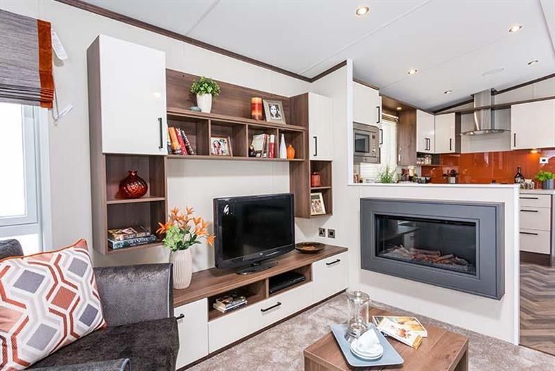 3 bed mobile/park home for sale in Loggans Rd, Upton Towans, Hayle