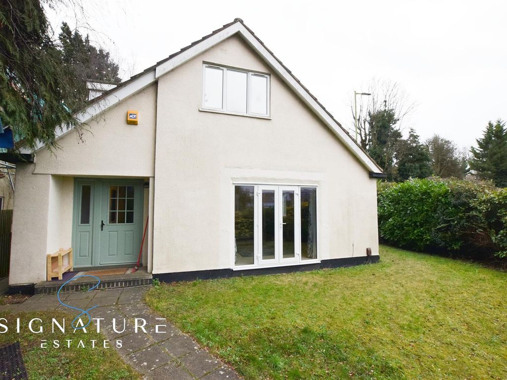 4 bed detached house for sale in Rickmansworth Road, Watford WD18, £