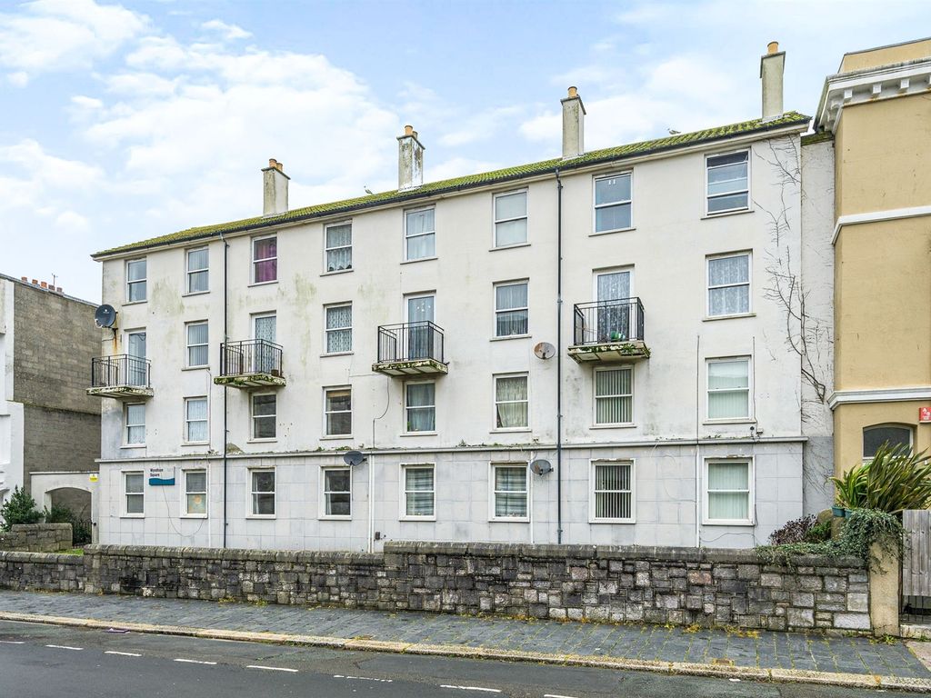 Wyndham Square, Plymouth PL1  