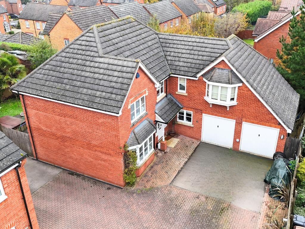 5 bed detached house for sale in Barons Close, Kirby Muxloe, Leicester