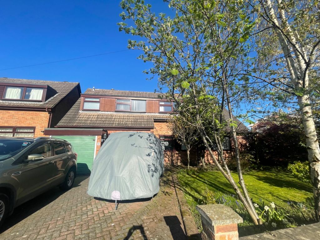 4 bed detached house to rent in Warren Drive, Linton, Swadlincote