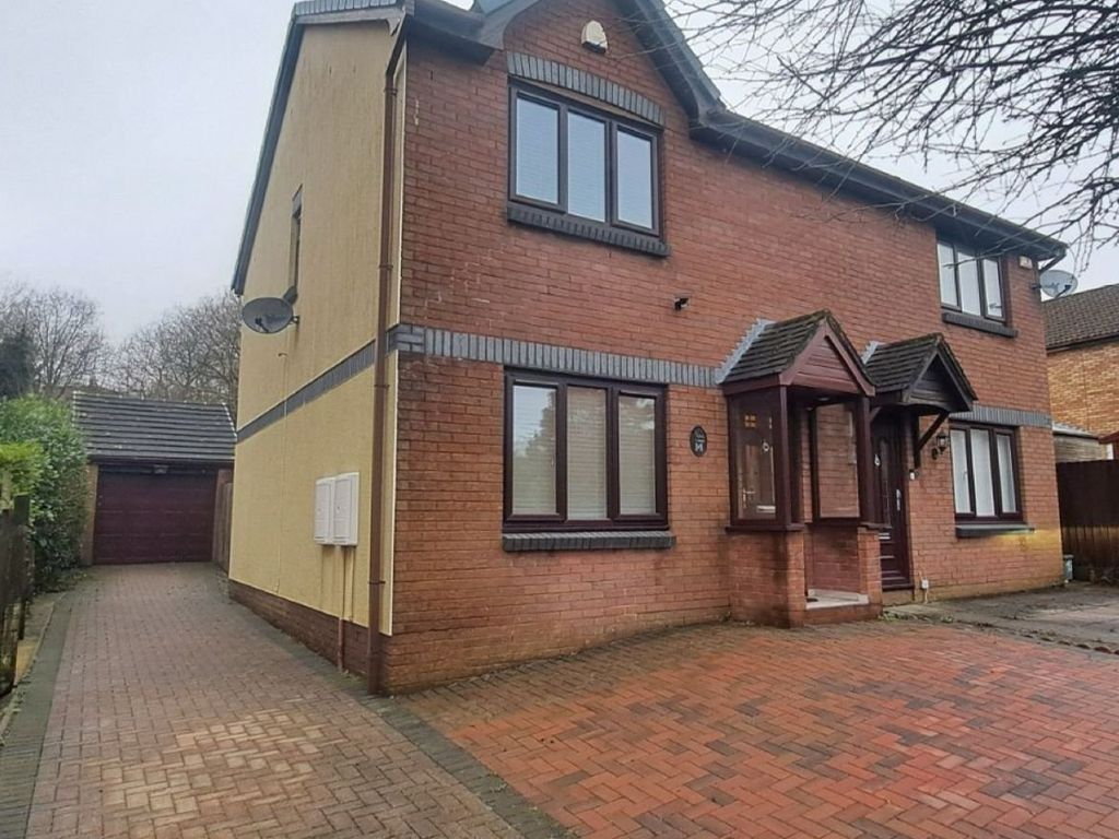 3 bed semidetached house for sale in Cwrt Hydd, Cwmrhydyceirw, Swansea