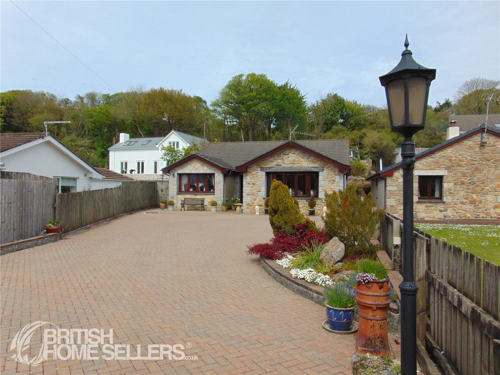 3 bed bungalow for sale in Riverside, Angarrack, Hayle, Cornwall TR27