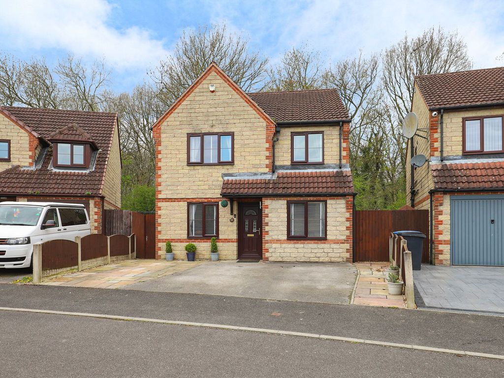 4 bed detached house for sale in Bramley Close, Inkersall S43 Zoopla