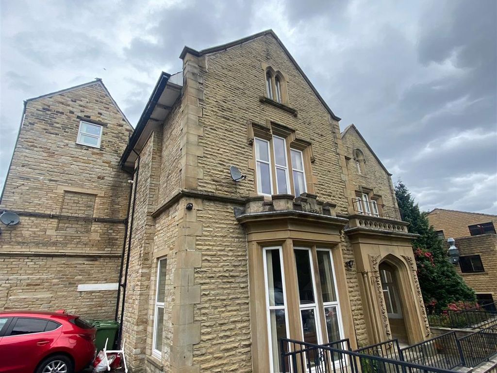 2 bed property for sale in Redwing Crescent, Huddersfield HD3, £69,995