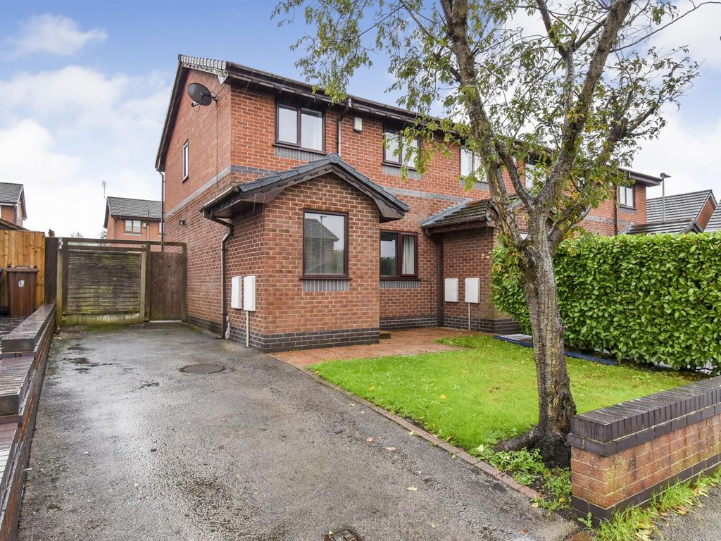 3 bed semidetached house to rent in Factory Street, Tyldesley
