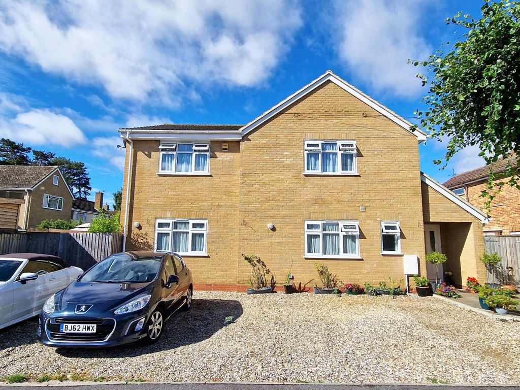 Longfields, Bicester, Oxfordshire OX26