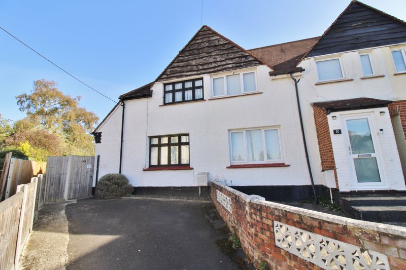 2 bed terraced house for sale in Hewett Place, Swanley BR8, £300,000 Zoopla 2 bed terraced house for sale in Hewett Place, Swanley BR8, £300,000 Zoopla