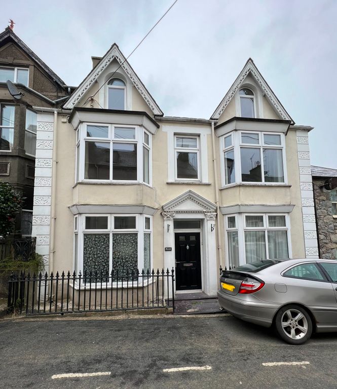 3 bed terraced house to rent in Plas, Stryd Y Plas, Nefyn, Pwllheli