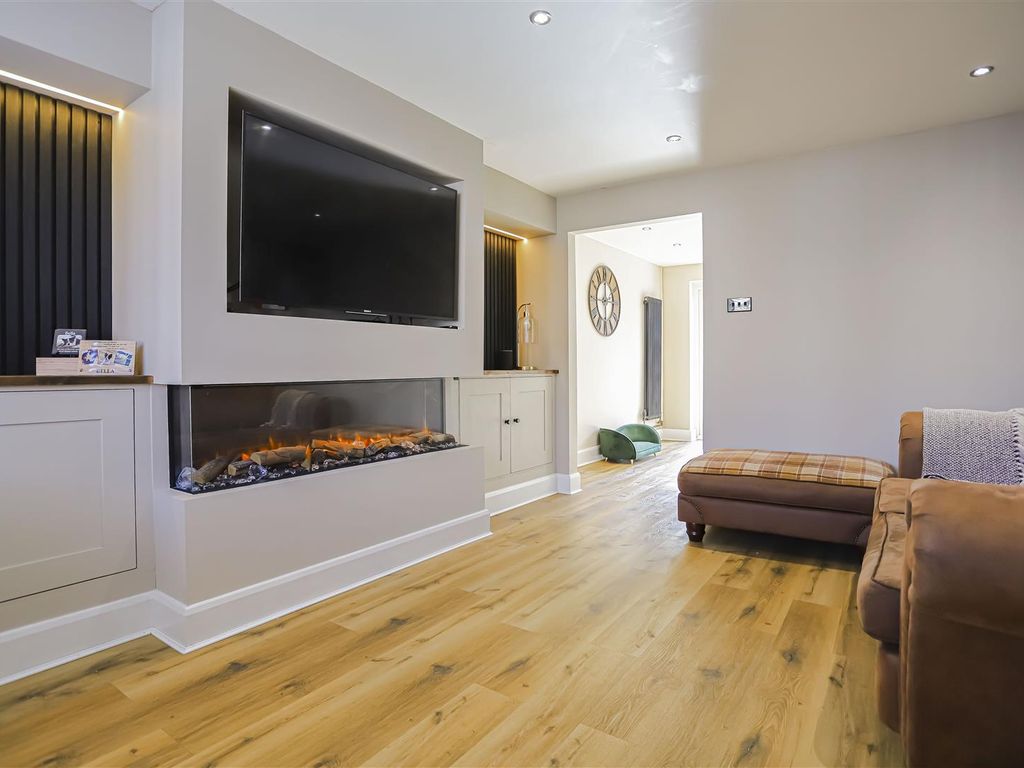 3 bed mews house for sale in Old Mill Close, Pendlebury, Swinton