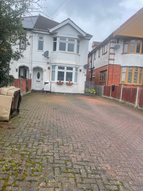 3 bed flat to rent in Coventry Road, Exhall, Coventry CV7 Zoopla