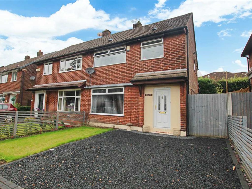 3 bed semidetached house for sale in Clough Avenue, Westhoughton
