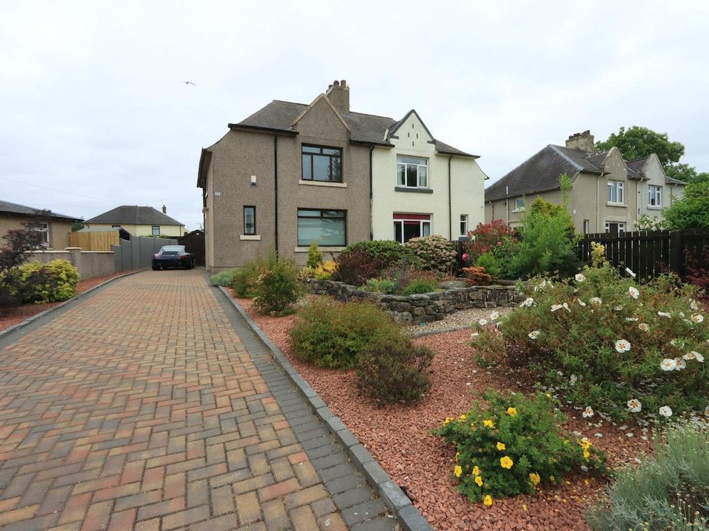 3 bed semidetached house for sale in South Marshall Street