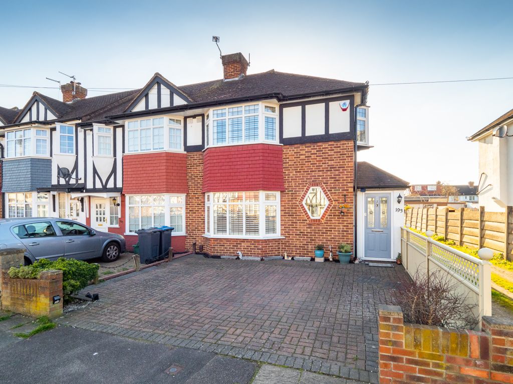 3 bed end terrace house for sale in Seymour Avenue, Morden SM4 Zoopla