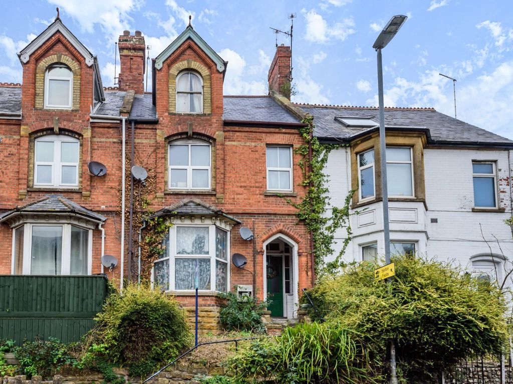 4 bed property for sale in Sherborne Road, Yeovil BA21 Zoopla