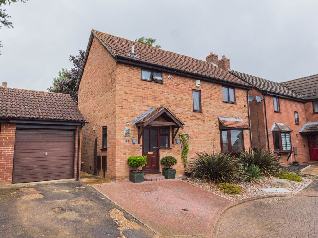 4 bed detached house for sale in Waterloo Way, Irthlingborough