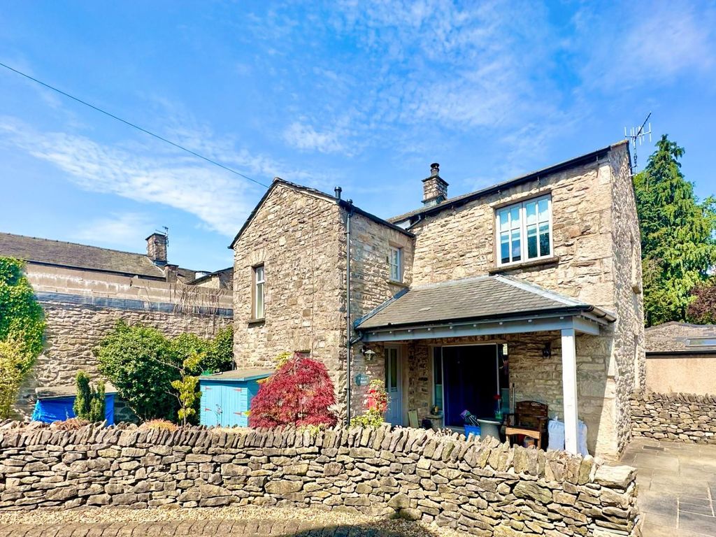 3 bed property for sale in Yard 143, Stricklandgate, Kendal LA9 Zoopla