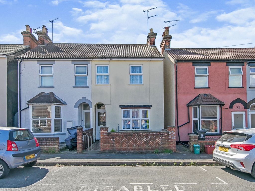 2 bed semidetached house for sale in Lee Road, Harwich CO12 Zoopla