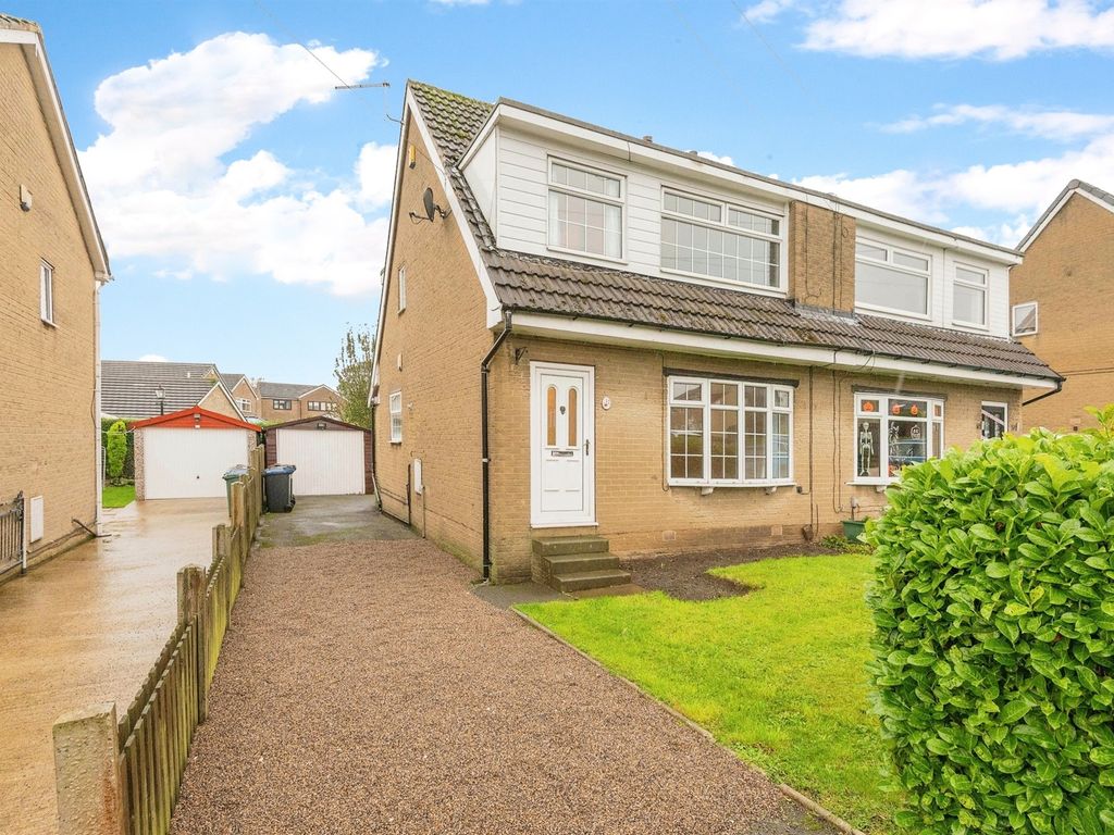 3 bed semidetached house for sale in Folly Hall Avenue, Bradford BD6