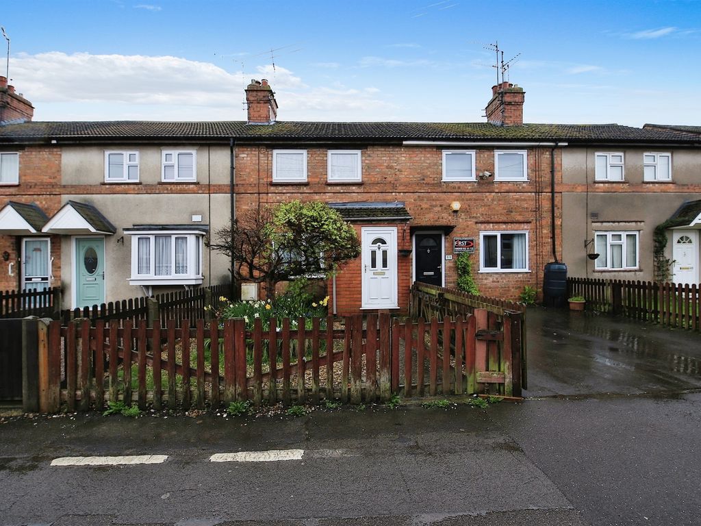 3 bed terraced house for sale in Queens Road, Spalding PE11 Zoopla