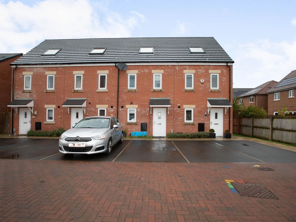 3 bed terraced house for sale in Stirling Drive, Buckshaw Village, Chorley PR7 Zoopla