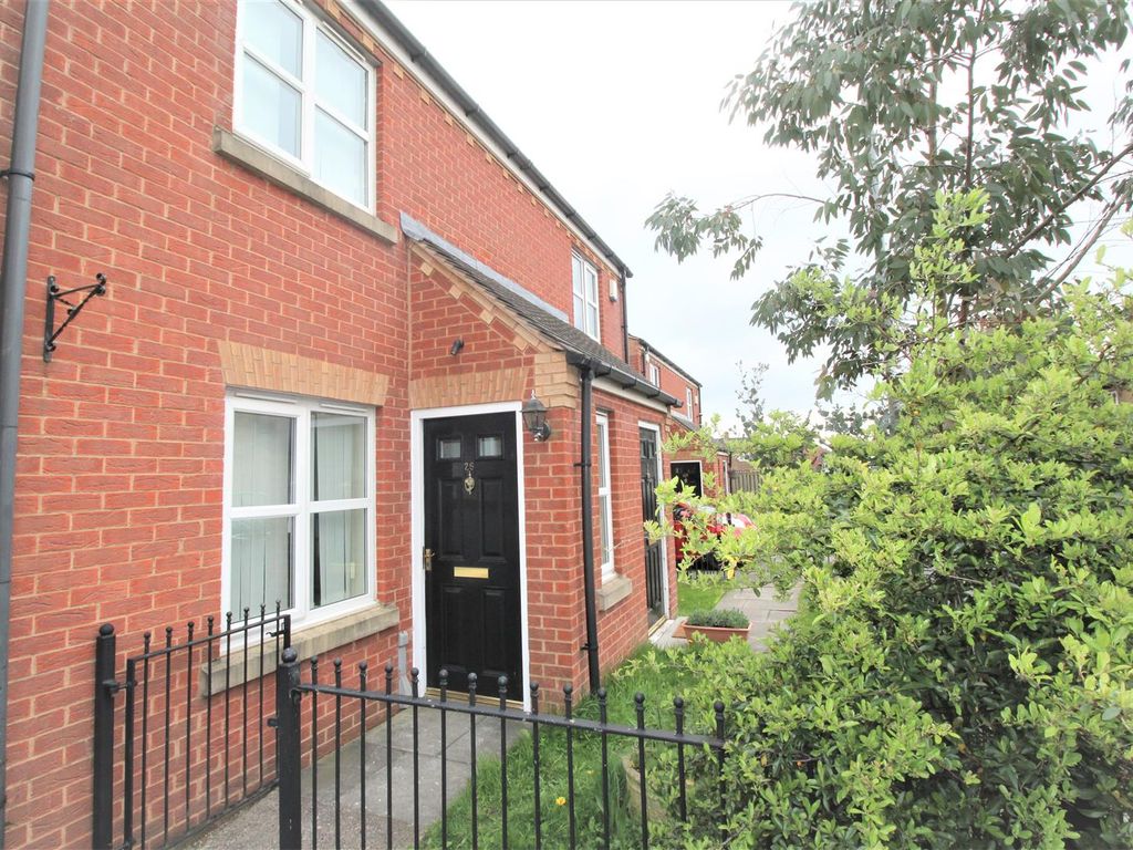 2 bed semidetached house for sale in Dewfield Close, Bierley, Bradford