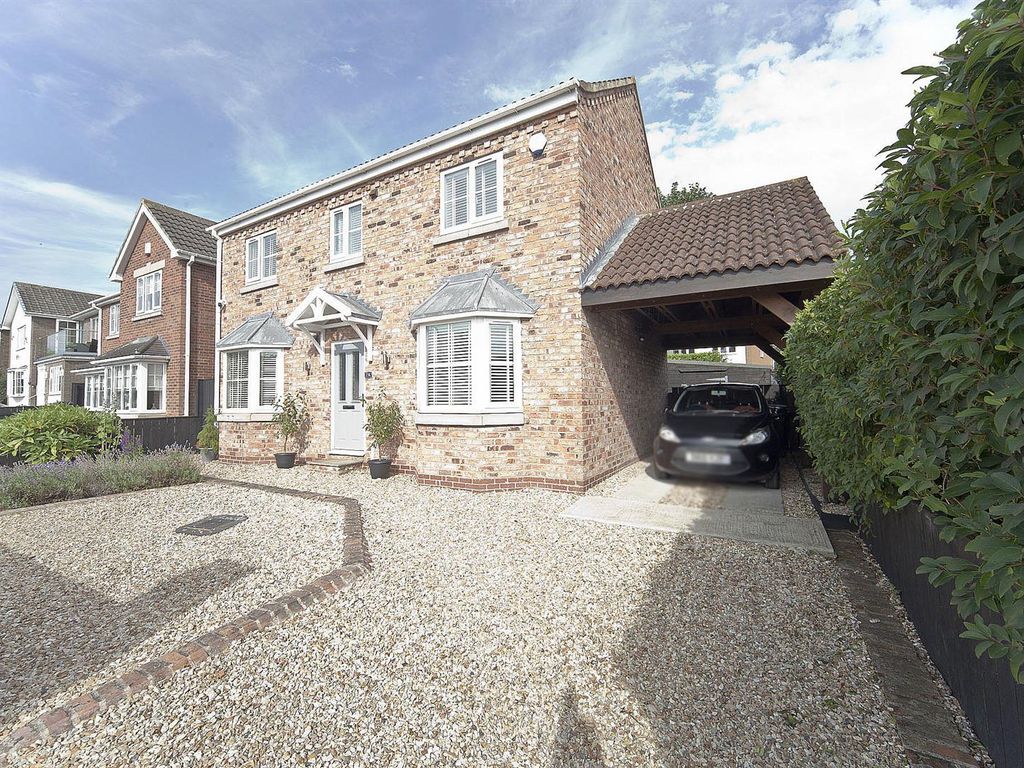 4 bed detached house for sale in Hylton Road, Hartlepool TS26, £345,000