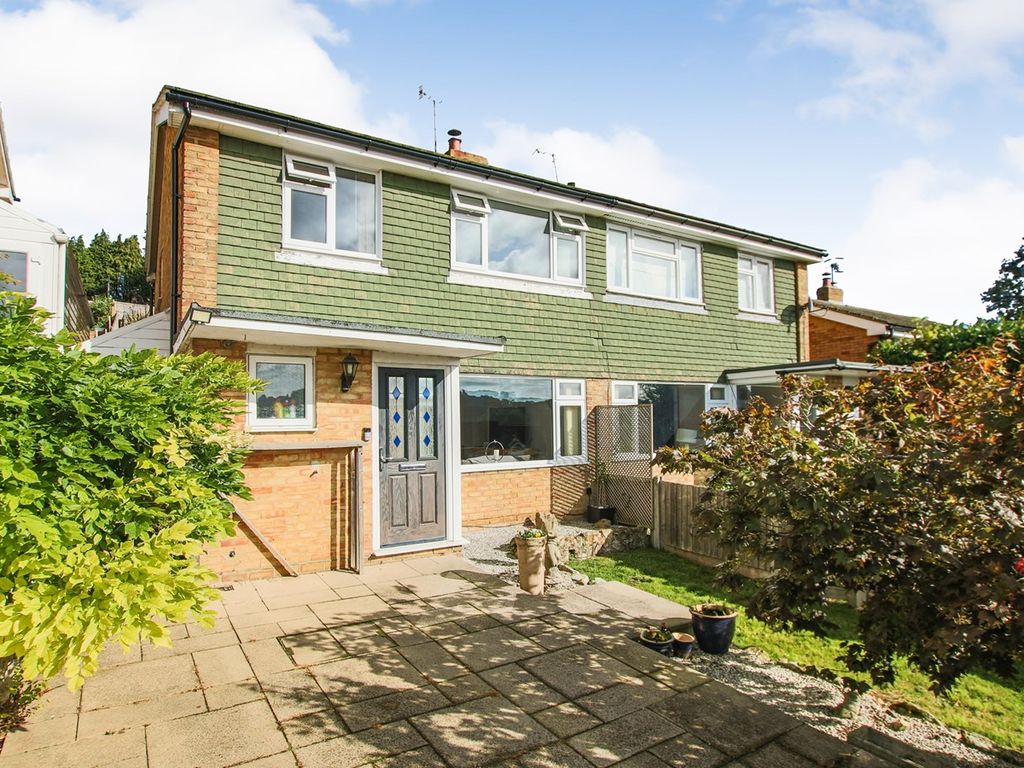 3 bed semidetached house for sale in Willow Ridge, Turners Hill RH10, £400,000 Zoopla
