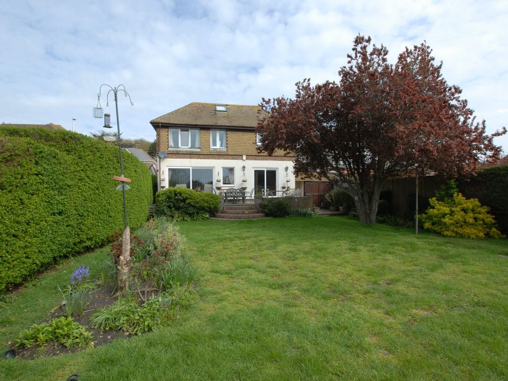 5 bed bungalow for sale in Seabrook Road, Hythe CT21, £650,000 Zoopla