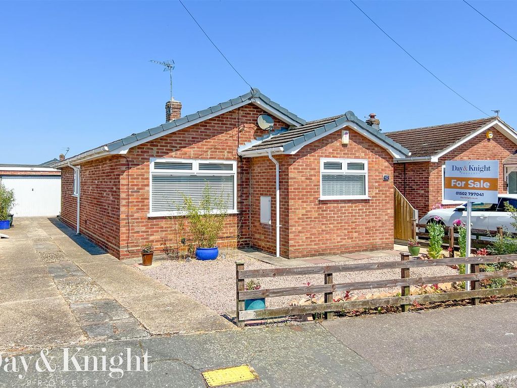 3 bed detached bungalow for sale in The Ridgeway, Norwich NR1 Zoopla